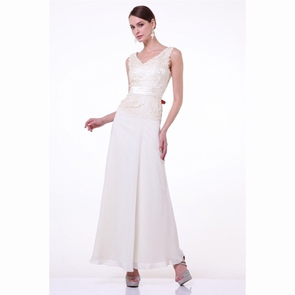 CINDERELLA 1455 Ivory Lace Dress - Picture 1 of 6